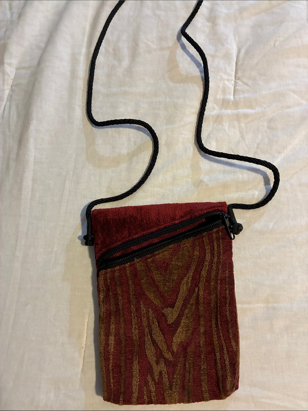 Red & Gold Textured Crossbody Pouch